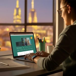 business blogging laptop